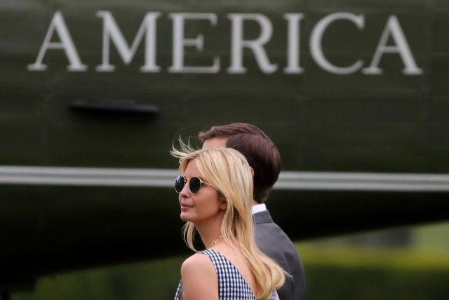 Dàn trợ thủ đắc lực của Tổng thống Trump - 2
Cố vấn cao cấp Nhà Trắng của ông Trump Ivanka Trump cùng chồng là cố vấn cao cấp Jared Kushner. Họ là con gái và con rể của ông Trump.