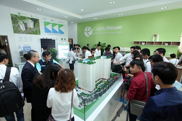 Cất nóc toàn dự án, thời điểm thích hợp để mua căn hộ EcoHome Phúc Lợi - 2 Chương trình “Chào mừng cất nóc dự án EcoHome Phúc Lợi” sẽ được Capital House tổ chức với nhiều ưu đãi hấp dẫn dành cho khách hàng.