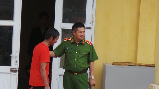 Dân Đồng Tâm chính thức thả 19 chiến sĩ - 9 Dân Đồng Tâm chính thức thả 19 chiến sĩ - 9