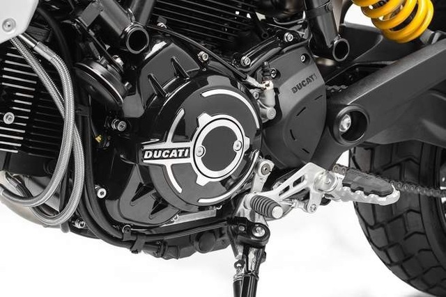 Ducati tiếp tục “làm giàu” với quân bài Scrambler - 2 Ducati tiếp tục “làm giàu” với quân bài Scrambler - 2