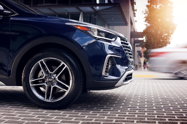 Hyundai giới thiệu phiên bản Santa Fe Sport Value Edition - 2 Hyundai giới thiệu phiên bản Santa Fe Sport Value Edition - 2