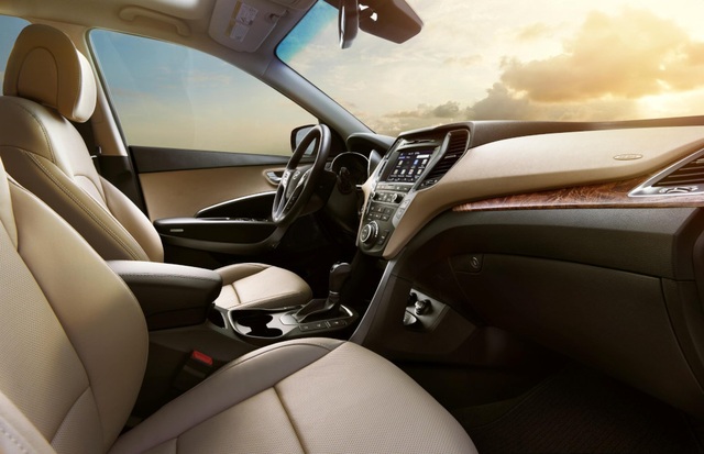 Hyundai giới thiệu phiên bản Santa Fe Sport Value Edition - 7 Hyundai giới thiệu phiên bản Santa Fe Sport Value Edition - 7