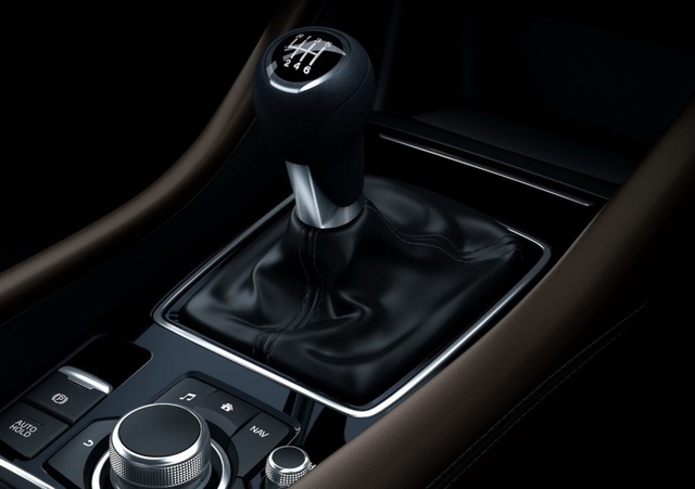 Mazda6 phiên bản nâng cấp chính thức ra mắt - Động cơ mới - 12 Mazda6 phiên bản nâng cấp chính thức ra mắt - Động cơ mới - 12