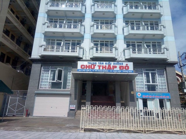 Vụ 109 du khách bị ngộ độc ở Sầm Sơn: Phạt Trung tâm điều dưỡng 41 triệu đồng - 1 Trung tâm điều dưỡng - Chữ thật đỏ, nơi xảy ra vụ 109 du khách bị ngộ độc