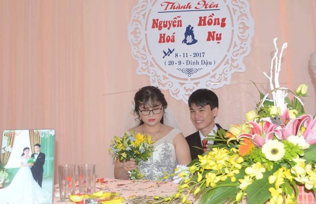Xúc động hình ảnh về đám cưới của cặp uyên ương khiếm thị - 5 Chú rể và cô dâu hạnh phúc bên nhau trong ngày vui trăm năm