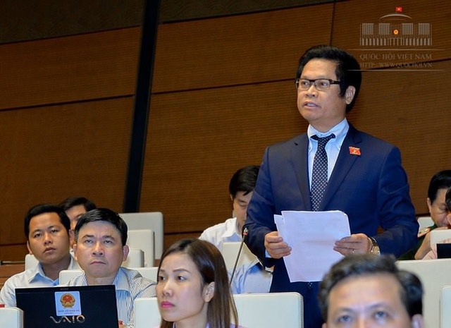 Thủ tướng: Nâng lương công chức để chống tham nhũng vặt - 8
Đại biểu Vũ Tiến Lộc