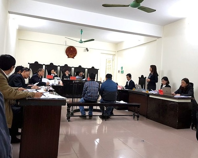 Kỳ án giữa thủ đô: Chồng chất mâu thuẫn, lạ kỳ cần giải đáp! - 1
Các luật sư đề nghị hủy toàn bộ bản án sơ thẩm của TAND huyện Hoài Đức để giao lại cho cơ quan điều tra giải quyết lại.