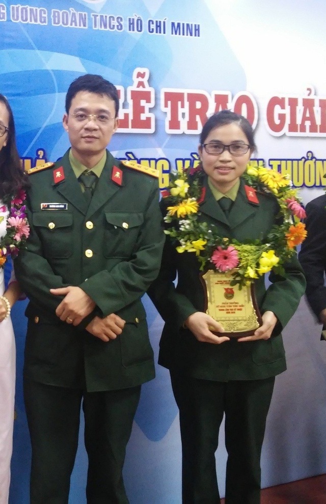 “Bóng hồng” hiếm hoi giành “ngôi vương” đầu ra Học viện Kỹ thuật Quân sự - 3 “Bóng hồng” hiếm hoi giành “ngôi vương” đầu ra Học viện Kỹ thuật Quân sự - 3