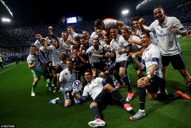 C.Ronaldo lập công, Real Madrid lên ngôi vô địch La Liga - 4
Đây là lần thứ 33 trong lịch sử, Real Madrid lên ngôi vô địch La Liga