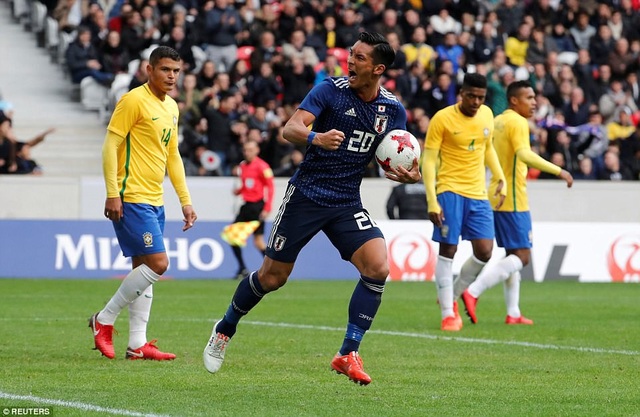 Brazil 3-1 Nhật Bản: Neymar lập công - 16
... mang về bàn thắng danh dự cho Nhật Bản