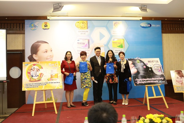 Chiến dịch vì vẻ đẹp phụ nữ hiện đại - “Là phụ nữ, tôi chọn đẹp hơn mỗi ngày” - 5 Cùng ôn lại kiến thức để có một cơ thể khỏe đẹp qua các trò chơi vận động bổ ích và nhận những phần quà ý nghĩa từ đơn vị đồng hành