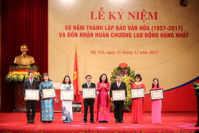 Báo Văn hóa đón nhận Huân chương Lao động hạng Nhất - 3 Báo Văn hóa đón nhận Huân chương Lao động hạng Nhất - 3