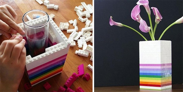 Sáng tạo với những cách sử dụng đồ chơi LEGO bạn chưa bao giờ nghĩ tới - 10 Trang trí cho cốc cắm hoa đơn điệu