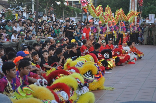 Nghề làm lân phố cổ nhộn nhịp vào Tết Trung thu - 8 Nghề làm lân phố cổ nhộn nhịp vào Tết Trung thu - 8