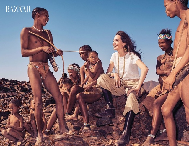 Angelina Jolie: “Đôi khi, vào một ngày buồn, tôi nhớ lại nụ cười ấy…” - 2 Angelina Jolie: “Đôi khi, vào một ngày buồn, tôi nhớ lại nụ cười ấy…” - 2