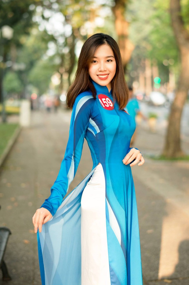 Ngắm nữ sinh chung kết Hoa khôi Sinh viên 2017 thướt tha trước giờ G - 2 Lê Thị Thanh Phương (ĐH Kinh tế TP.HCM, SBD 159)