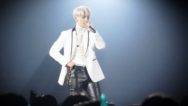 Sự khốc liệt của showbiz Hàn và những bi kịch như Kim Jong-hyun - 2 Nam ca sĩ 27 tuổi Kim Jong-hyun