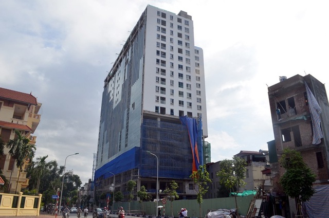 Ông Nguyễn Đức Chung: Hà Nội chưa phát hiện cán bộ được bổ nhiệm “siêu tốc” - 2 Ông Nguyễn Đức Chung cho biết, TP sẽ không nhượng bộ những vấn đề liên quan đến tòa nhà 8B Lê Trực