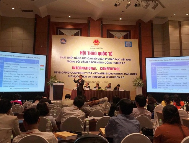 “Thời đại 4.0, giáo dục Việt đang đâu đó ở giai đoạn… 2.0” - 2 TS. Kim Kwang Kun (Hàn Quốc) chia sẻ tại hội thảo.