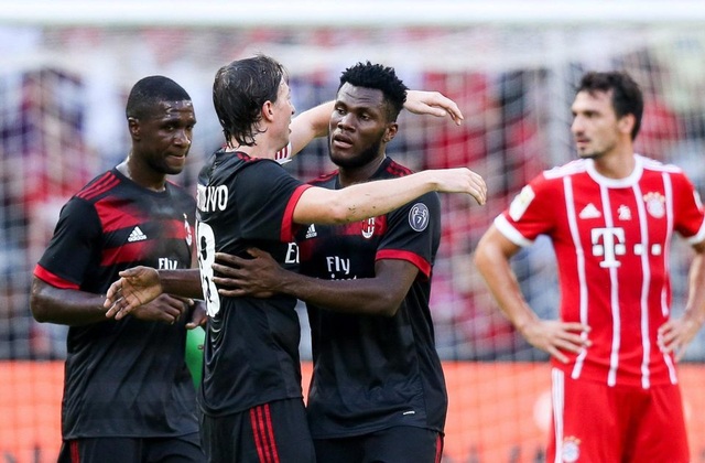 “Đại gia” AC Milan bất ngờ vùi dập Bayern Munich - 1 AC Milan vùi dập Bayern Munich 4 bàn không gỡ