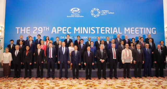 APEC Việt Nam gây chú ý trên báo chí quốc tế - 3
Các Bộ trưởng APEC nhất trí đối phó chủ nghĩa bảo hộ. (Ảnh: CBC)