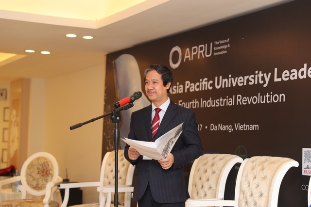Diễn đàn lãnh đạo các đại học APEC - 2
Giám đốc ĐH QGHN Nguyễn Kim Sơn phát biểu tại diễn đàn
