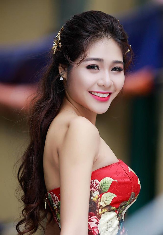 Những lời chúc ngọt ngào đầu Xuân của các “hot girl” - 3 Những lời chúc ngọt ngào đầu Xuân của các “hot girl” - 3