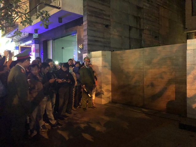 Công an khám xét nhà đại gia Vũ “nhôm” - 21 Công an khám xét nhà đại gia Vũ “nhôm” - 21