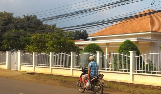 Trộm đột nhập nhà Phó tổng giám đốc công ty cao su “khoắng” hơn 1 tỷ đồng - 1 Ngôi nhà nơi Lý Kim Long đột nhập và trộm tài sản trị giá hơn 1 tỷ đồng