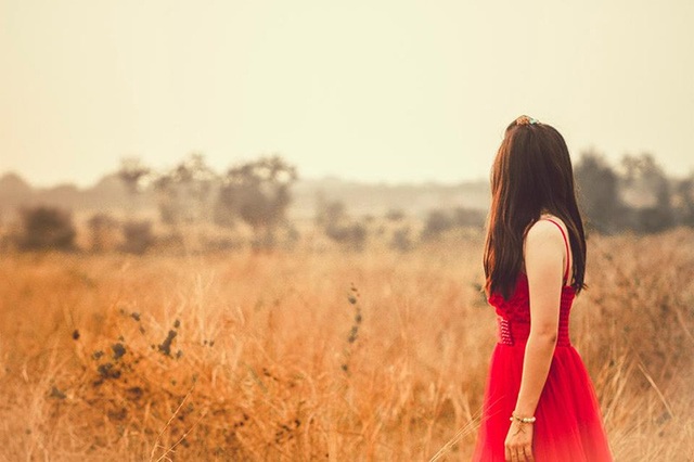 Nếu vô tình người khiến em thương tổn... - 2 Lời hứa suy cho cùng cũng chỉ là câu nói đầu môi, theo thời gian gió thoảng người cũng quên. (Ảnh minh họa: Phạm Bình An)