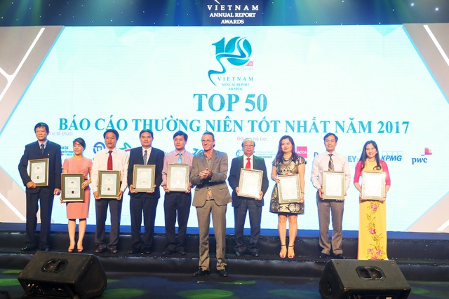 SHB nhận giải báo cáo thường niên tốt nhất 2017 - 2 SHB nhận giải báo cáo thường niên tốt nhất 2017 - 2