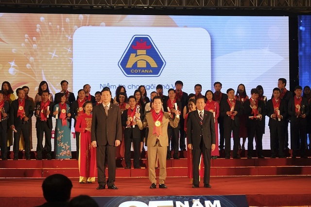 “Trẻ hóa” thương hiệu – Bước đệm mới ấn tượng cho sự phát triển của Cotana Group - 2
Công ty CP Đầu tư và xây dựng Thành Nam (Cotana Group) là một trong số ít doanh nghiệp 12 năm liên tiếp đoạt giải “Thương hiệu mạnh Việt Nam”
