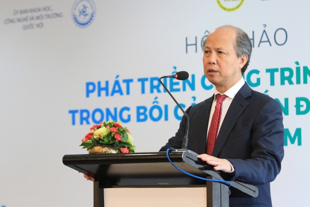Bất động sản "ngại" tiêu chuẩn xanh vì sợ... tăng chi phí - 1 Ông Nguyễn Trần Nam, Chủ tịch Hiệp hội Bất động sản (BĐS) Việt Nam cho biết, nguyên nhân của hiện tượng biến đổi khí hậu chiếm tới 90% do con người gây ra, 10% là do tự nhiên gây ra.