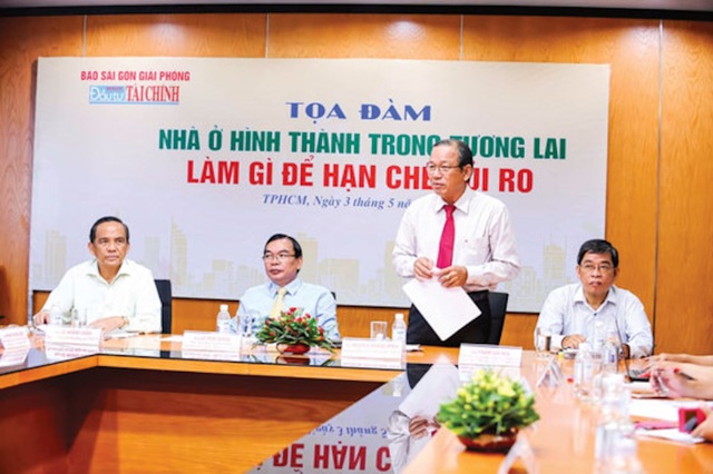 Rút tiền tiết kiệm để... đầu cơ đất nền - 1 Ông Nguyễn Hoàng Minh phát biểu tại toạ đàm (Ảnh: Long Thanh)