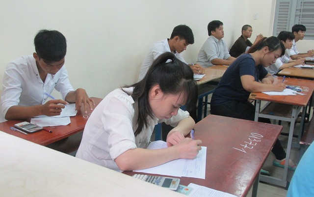 Hiệu trưởng đại học “mách” các Sở Giáo dục bảo quản bài thi - 1 Nhận định kết quả kỳ thi THPT quốc gia 2017 rất quan trọng để làm căn cứ xét tuyển nên các trường ĐH rất quan tâm khâu tổ chức thi
