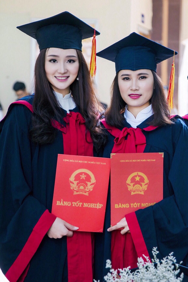 "Bản sao" Hoa hậu Giáng My hé lộ ý định thi Hoa hậu Việt Nam - 3 Người đẹp rạng rỡ khi chính thức là tân Cử nhân.