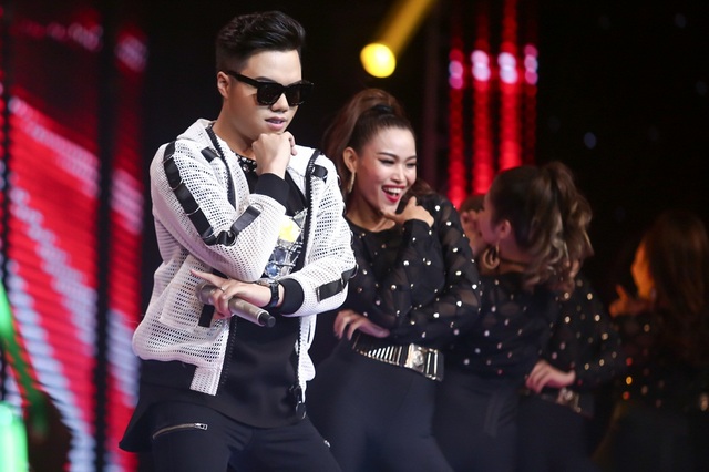 Giọng ca 16 tuổi hát nhạc Trịnh "gây sốt" vòng loại trực tiếp The Voice - 2 Anh Đức nhảy vũ điệu Gangnam style kết thúc vòng Loại trực tiếp.