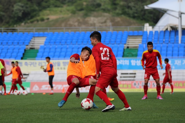 Tuyển thủ U20 Việt Nam tranh thủ ghi điểm trước ngày chốt danh sách - 2
U20 Việt Nam còn đúng 1 tuần trước khi bước vào World Cup