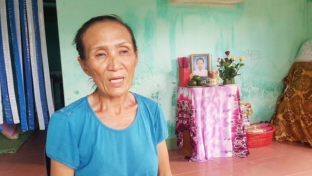Bà ngoại kiệt sức chăm con và cháu ung thư giai đoạn cuối - 6 Bà ngoại kiệt sức chăm con và cháu ung thư giai đoạn cuối - 6