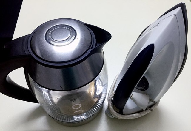 Thoát 10 năm tiền kiểm, thuỷ sản, bàn là, bếp điện được "thả cửa" về Việt Nam - 1 Bình, bếp điện đun nước và bàn là được thoát tiền kiểm về chất lượng khi nhập khẩu về Việt Nam