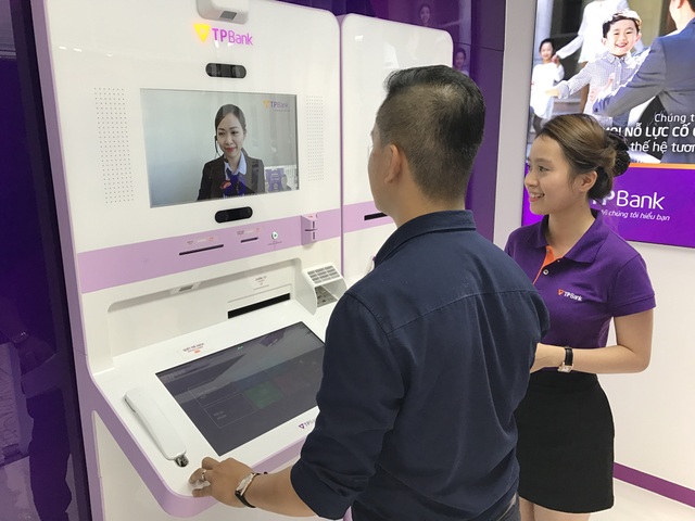 TPBank thí điểm mô hình Ngân hàng 24/7 lần đầu tiên tại Việt Nam - 2 TPBank thí điểm mô hình Ngân hàng 24/7 lần đầu tiên tại Việt Nam - 2