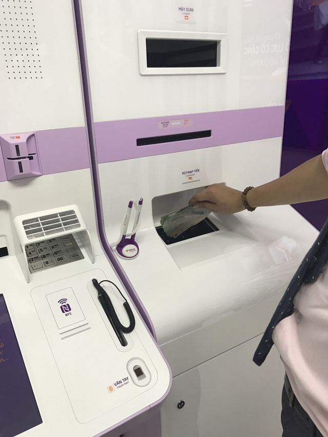 TPBank thí điểm mô hình Ngân hàng 24/7 lần đầu tiên tại Việt Nam - 3 TPBank thí điểm mô hình Ngân hàng 24/7 lần đầu tiên tại Việt Nam - 3