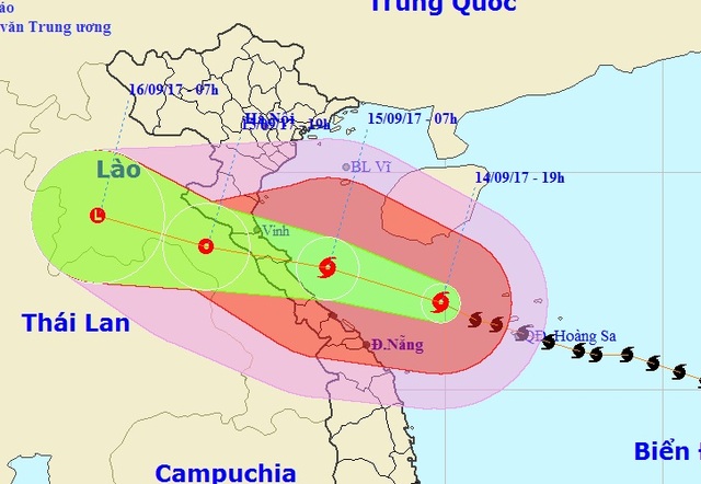 Bão số 10 duy trì cấp độ rất mạnh khi vào vùng biển Nghệ An - Quảng Trị - 1 Vị trí và hướng di chuyển của bão số 10 (Ảnh: NCHMF).