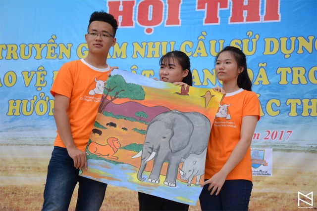Học sinh hào hứng nhảy flashmob tuyên truyền bảo vệ tê giác - 3 Các đội chơi thể hiện kiến thức đa dạng, sâu sắc về động vật hoang dã, nhất là về tê giác