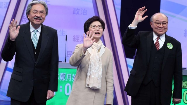 Hong Kong bầu trưởng đặc khu mới - 1
(Từ trái qua phải) Ba ứng viên John Tsang, Carrie Lam và Woo Kwok-hing (Ảnh: SCMP)