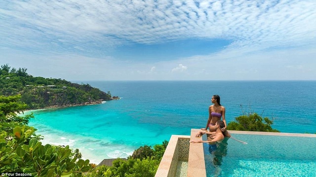 Khám phá những bể bơi vô cực đẹp mê mẩn - 5 Khám phá những bể bơi vô cực đẹp mê mẩn - 5