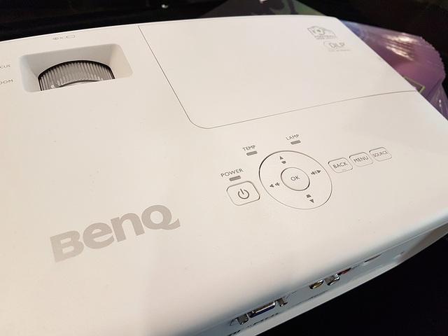 BenQ giới thiệu mẫu máy chiếu dành cho dân mê bóng đá - 2 BenQ TH683