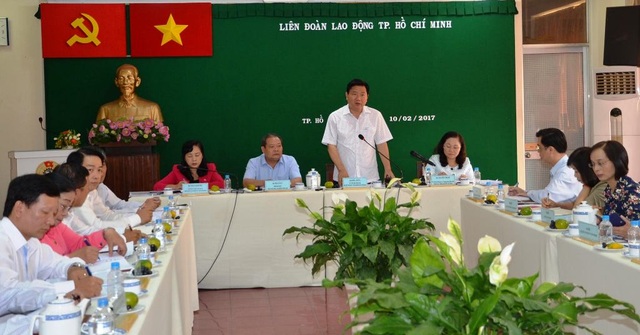 Bí thư Thăng: Nhà xã hội 15 triệu đồng/m2, công nhân sao mua nổi! - 1
Bí thư Thành ủy TPHCM Đinh La Thăng hỏi về tình hình xây dựng nhà ở xã hội cho người có thu nhập thấp