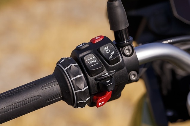 BMW tung bộ đôi Adventure cỡ trung F750 GS và F850 GS - 10 BMW tung bộ đôi Adventure cỡ trung F750 GS và F850 GS - 10