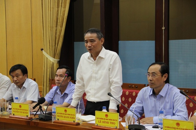 Tập trung nguồn lực xây dựng tuyến đường Cam Lộ - La Sơn - 2 Bộ trưởng GTVT Trương Quang Nghĩa tại buổi làm việc với lãnh đạo tỉnh Quảng Trị